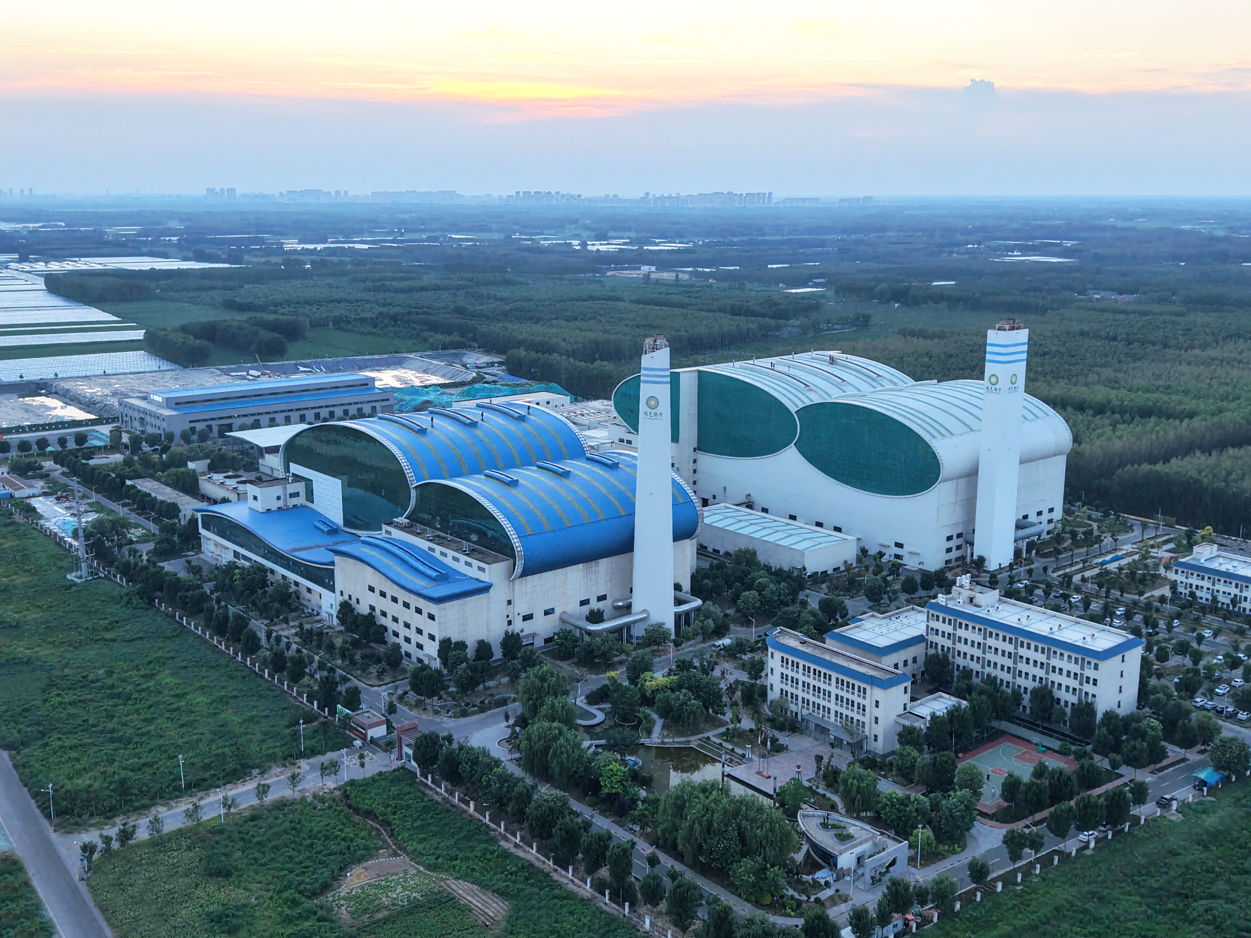 今年会成功研发垃圾池栅格智能疏通机器人系统 告别高危人工作业时代