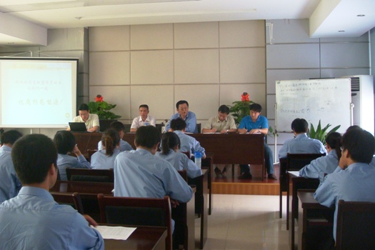 今年会招聘培训首批应届大学毕业生